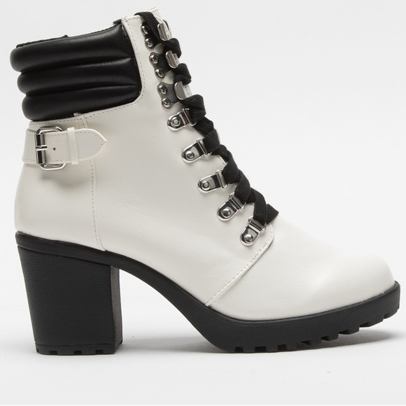 MIA Annamaria Womens Heeled combat style Boots white w/ black sole & trim NWOT - Picture 1 of 10